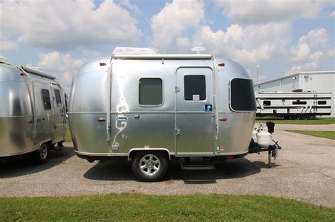 weight of airstream bambi 16|ewald airstream 16rb specs.